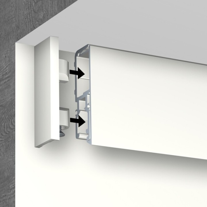 Newly R70 Museum Rail End Cap in bianco